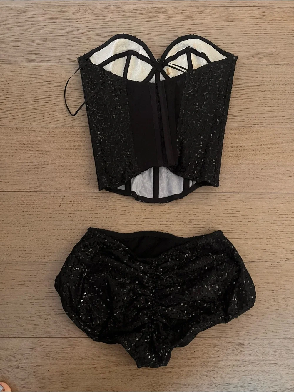 Starline Party Bunny Costume - Full sets